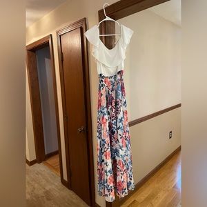 Eliza J Formal Off Shoulder Floral Dress Size 8